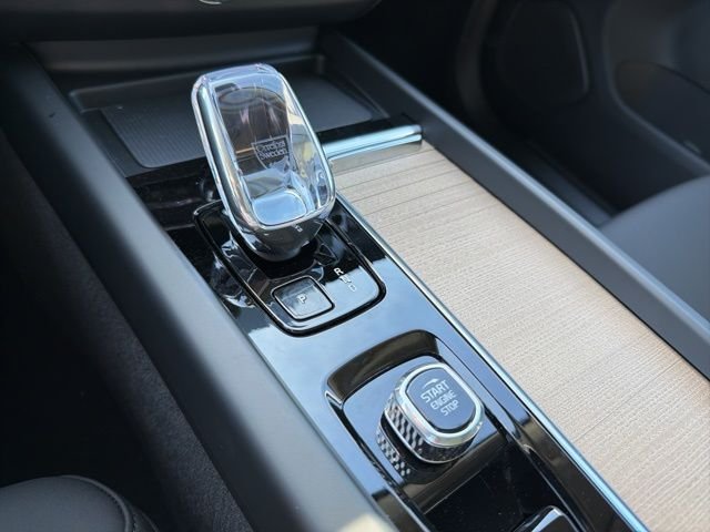 New 2026 Vapour Grey Volvo Plus image 16