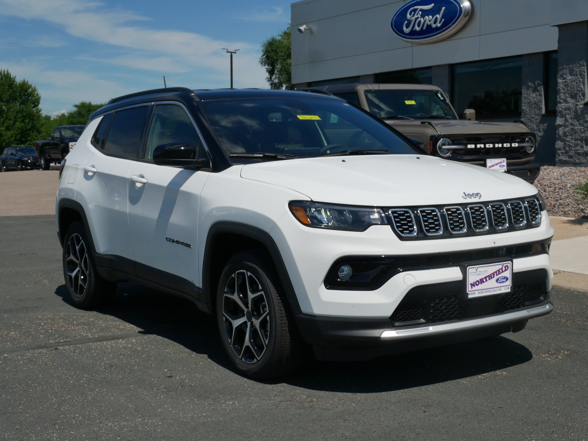 New 2026 Bright White Clearcoat Jeep Limited image 2