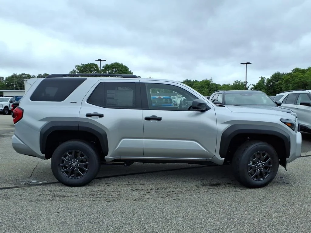 New 2026 Cutting Edge Toyota SR5 image 3