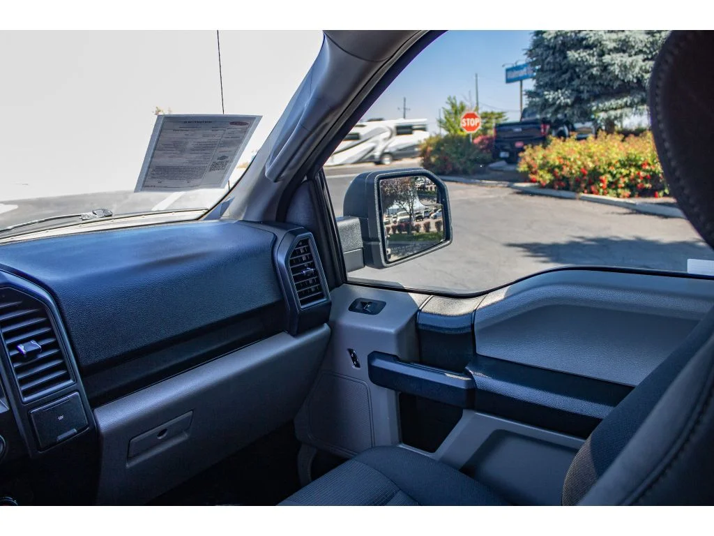 Used 2019 OXFORD WHITE Ford XL image 20