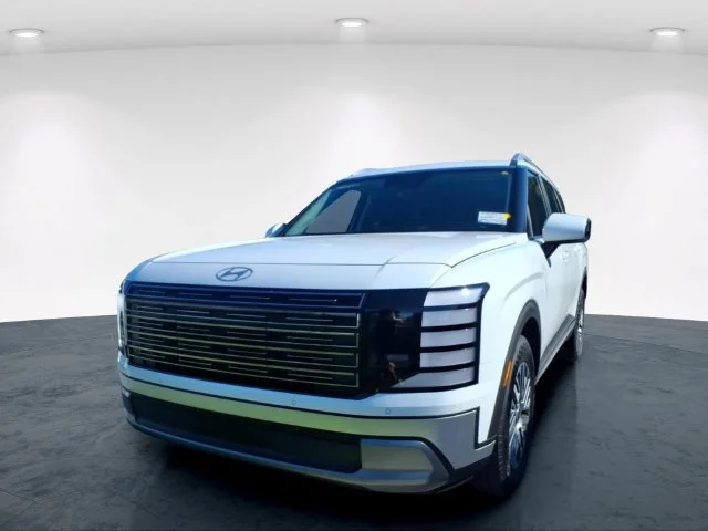 Used 2026 White Hyundai SEL image 4