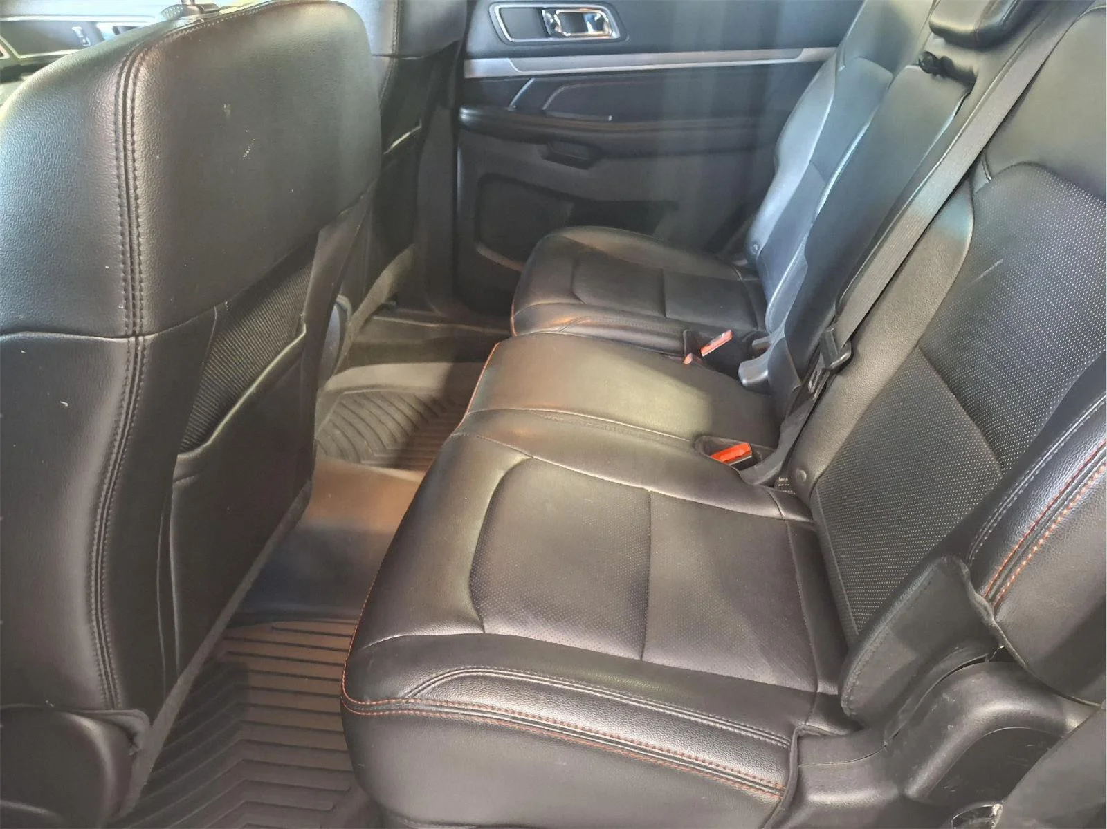 Used 2016 White Platinum Metallic Tri-Coat Ford Sport image 10