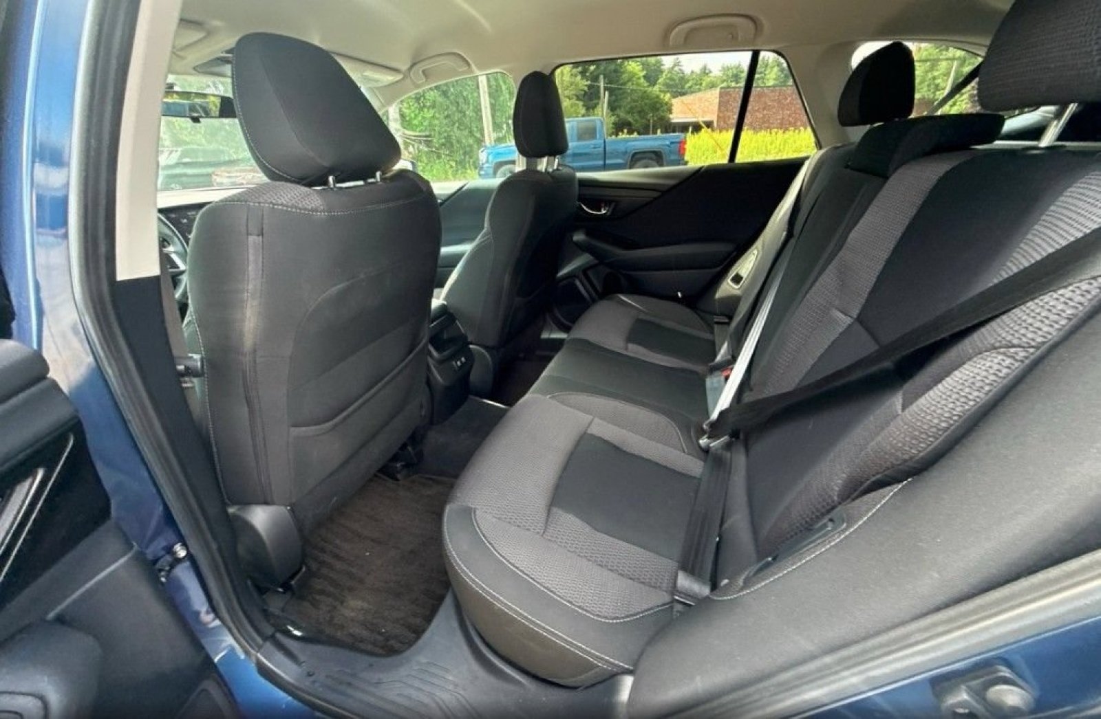 Used 2020 Abyss Blue Pearl Subaru Premium image 12