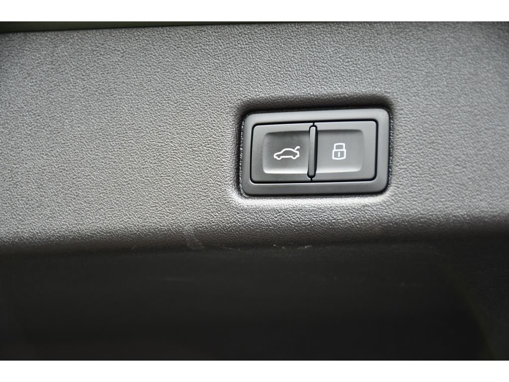 Used 2025 District Green Metallic Audi Premium Plus image 20