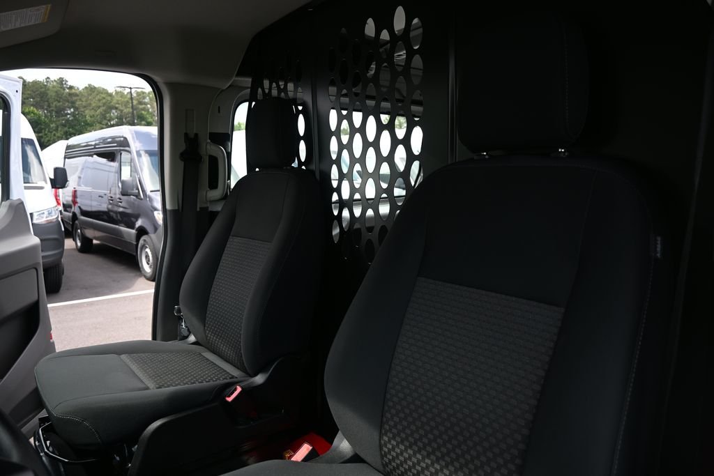 Used 2025 White Ford Base image 5