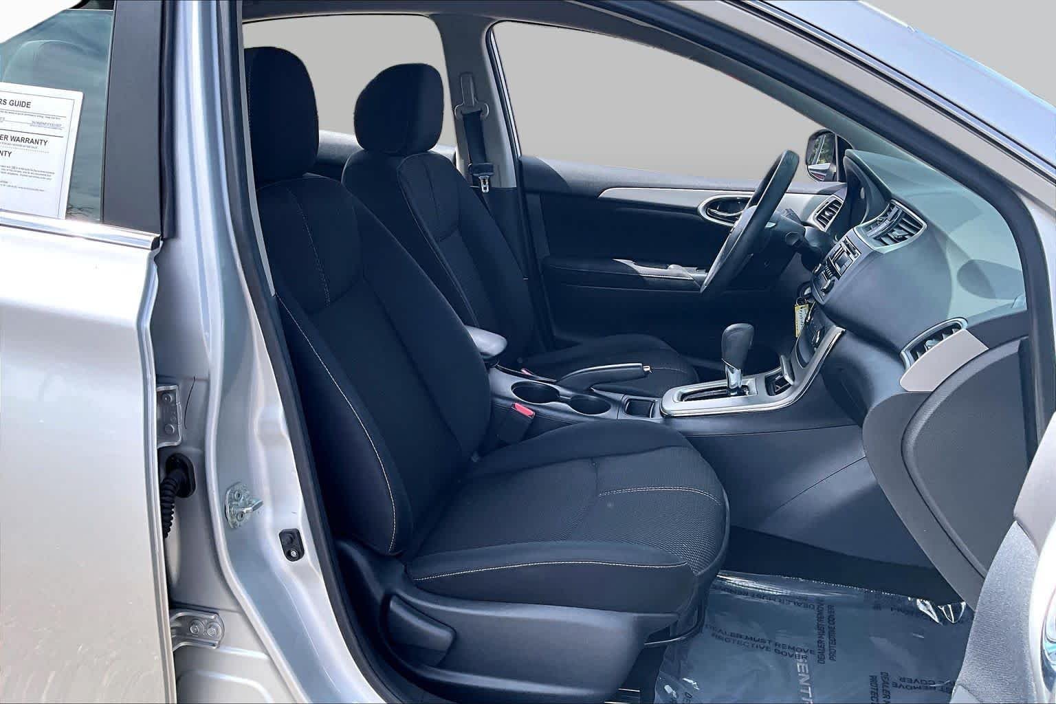 Used 2015 Brilliant Silver Nissan S image 8