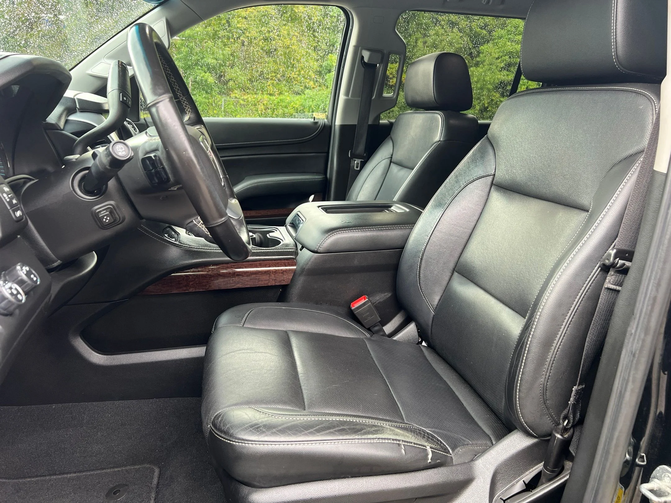 Used 2020 Black GMC SLT image 17