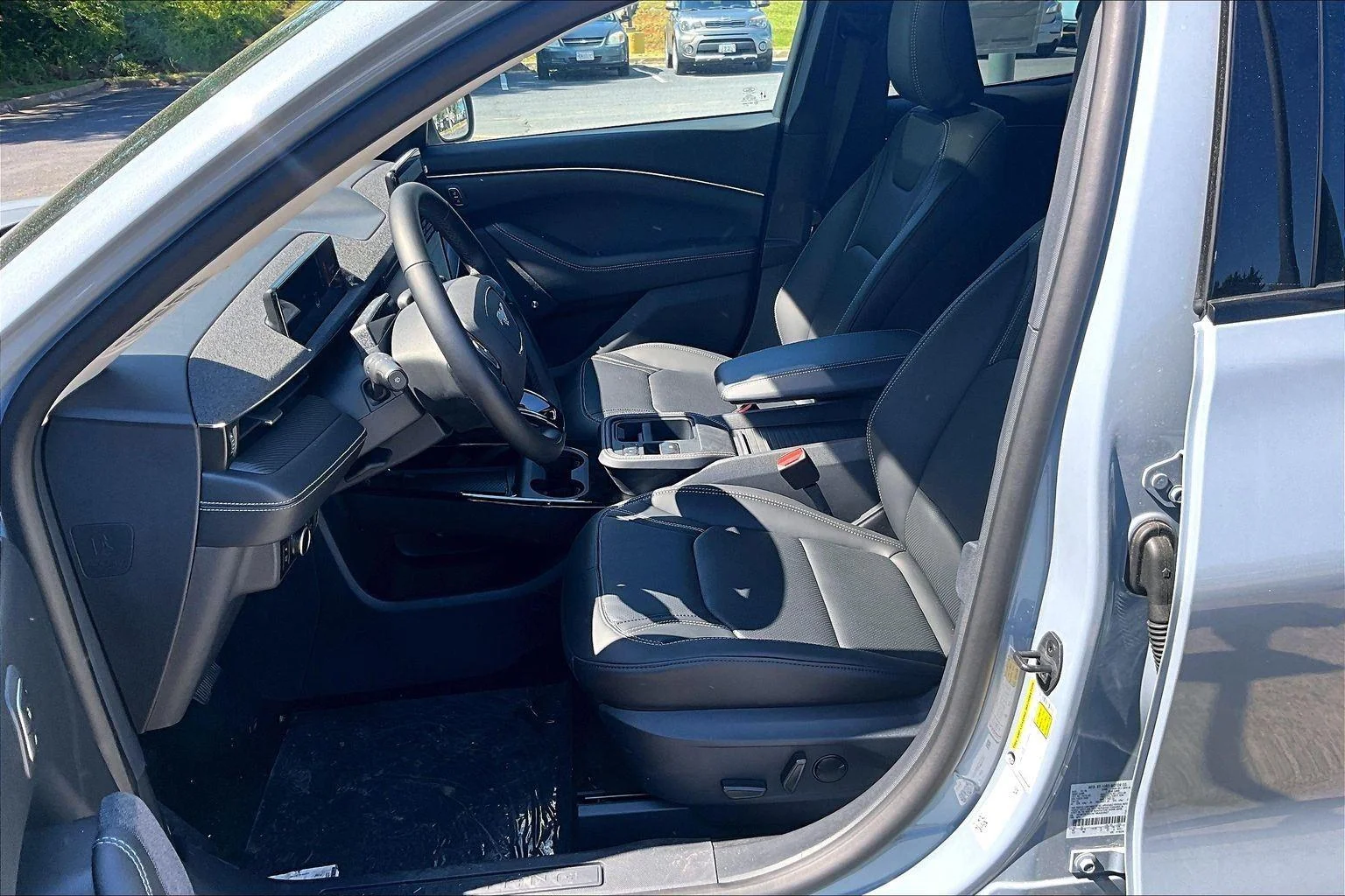 New 2026 Glacier Gray Metallic Tri-coat Ford Premium image 9