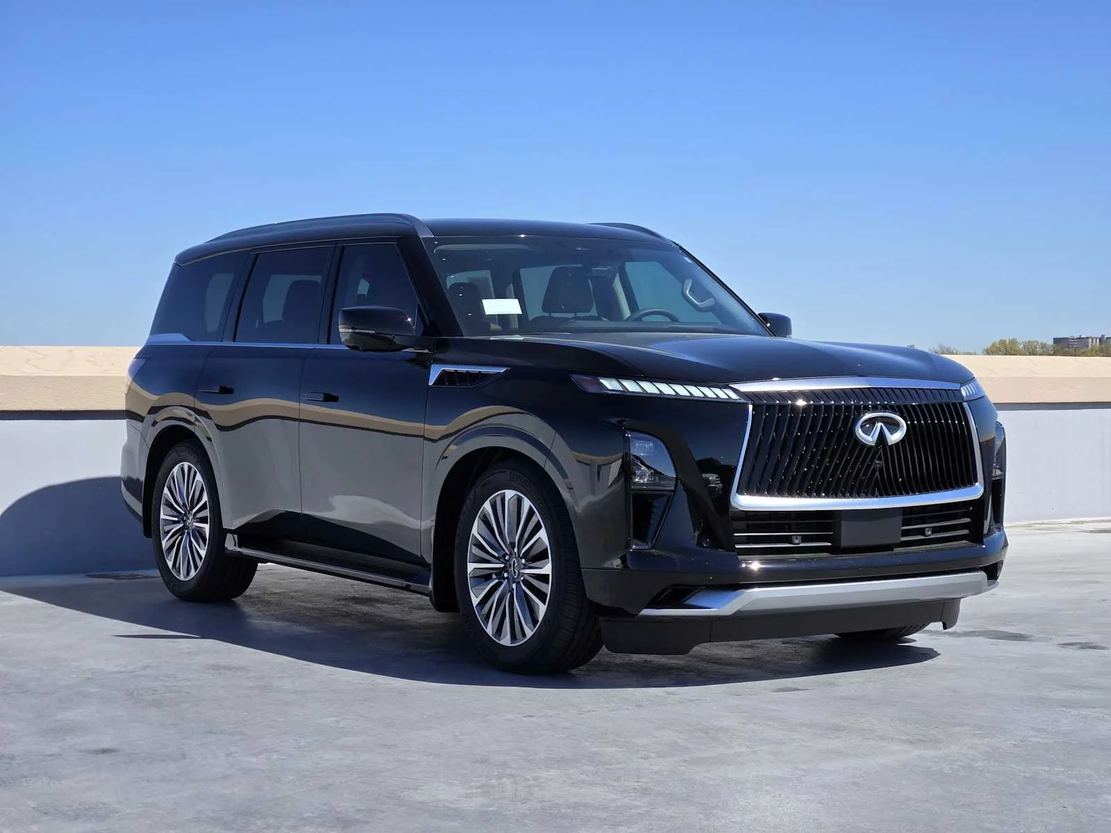 New 2026 BLACK OBSIDIAN INFINITI Luxe 2WD image 2