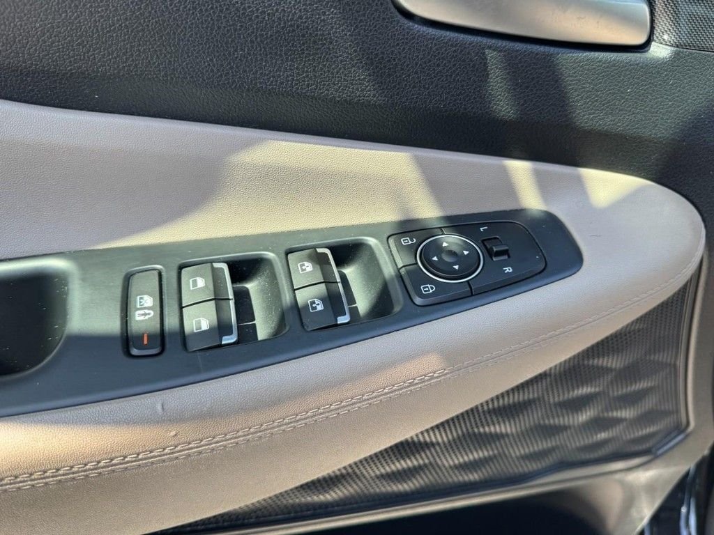 2021 Hyundai Santa Fe SEL - Photo 15