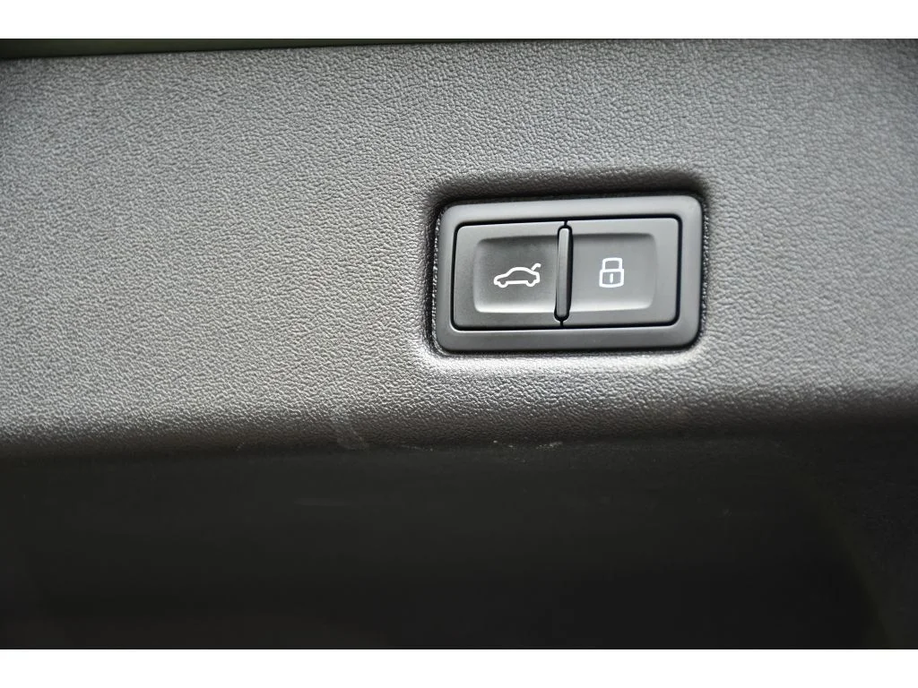 Used 2025 District Green Metallic Audi Premium Plus image 21