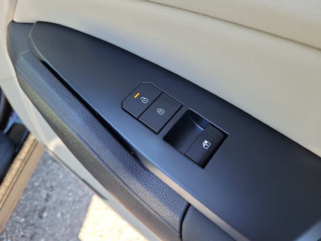 New 2026 Ebony Black Kia EX image 11