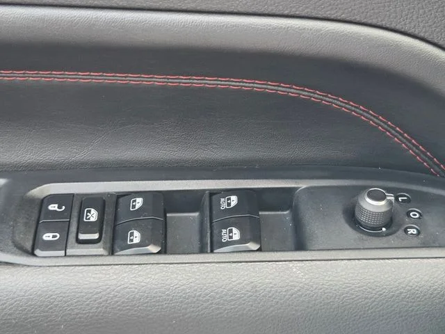 Used 2024 White Jeep Trailhawk image 29