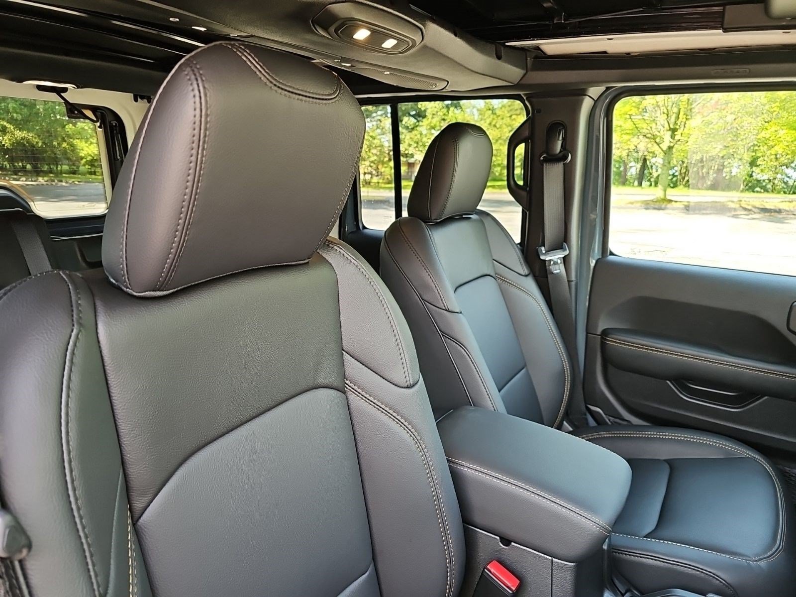 New 2026 Anvil Clearcoat Jeep Sahara image 10
