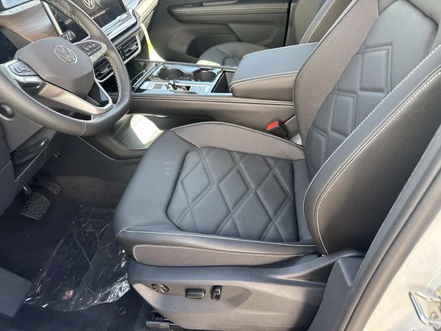 2026 Volkswagen Atlas SE w/Tech - Photo 12
