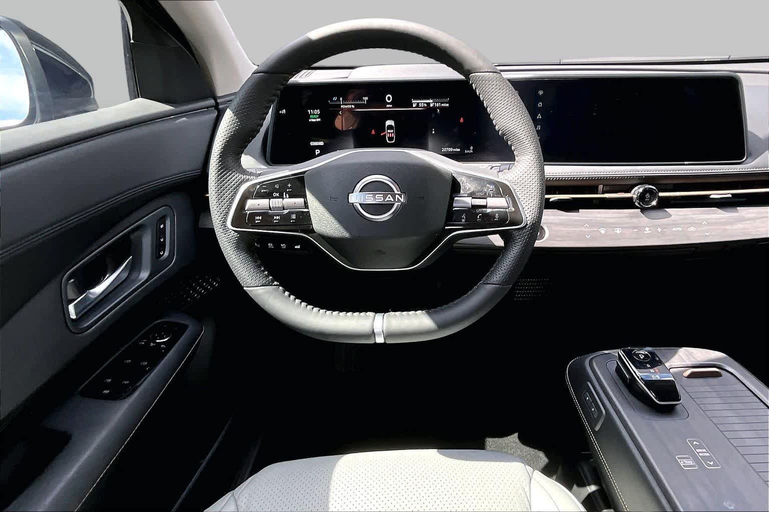 Pre-Owned 2025 Nissan ARIYA EVOLVE+