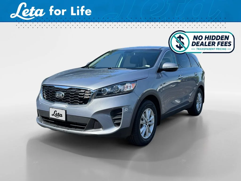 2020 Kia Sorento LX AT's photo