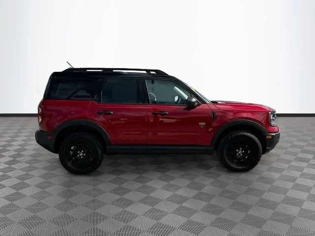 Used 2025 Red Ford Badlands image 4