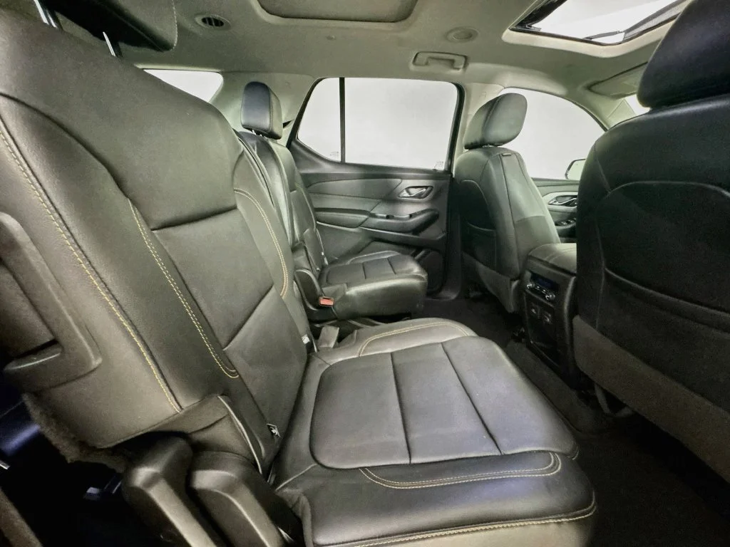 Used 2019 Mosaic Black Metallic Chevrolet 3LT image 37