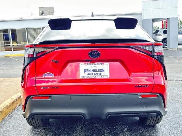 New 2026 Supersonic Red with Midnight Black Metallic roof <sup>1</sup> Toyota  Limited image 8