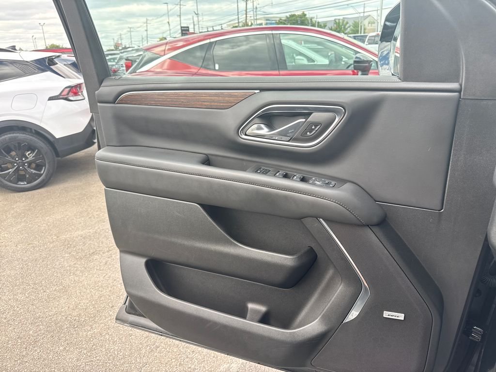 Used 2024 Black Chevrolet High Country image 12