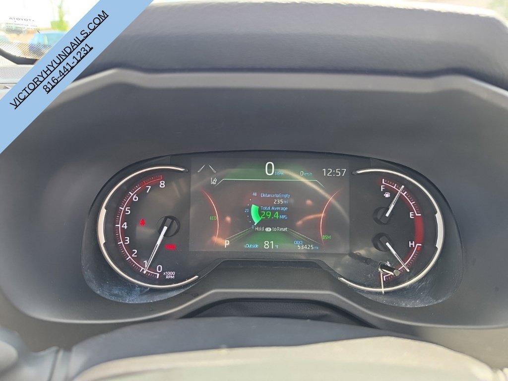 Used 2025 White Toyota XLE image 16