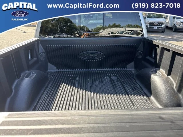 Used 2024 Silver Ford XLT image 16