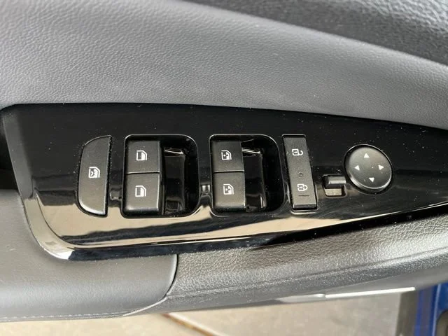 Certified Used 2025 Sapphire Blue Kia EX image 39