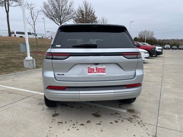 New 2026 Silver Zynith Jeep Limited Reserve image 4