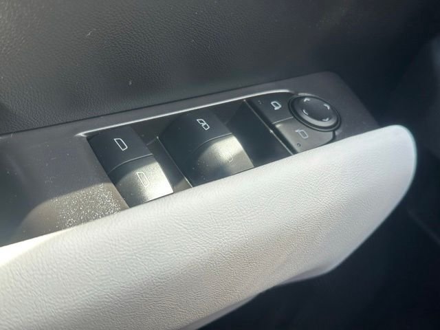 Used 2025 Silver GMC AT4 image 16