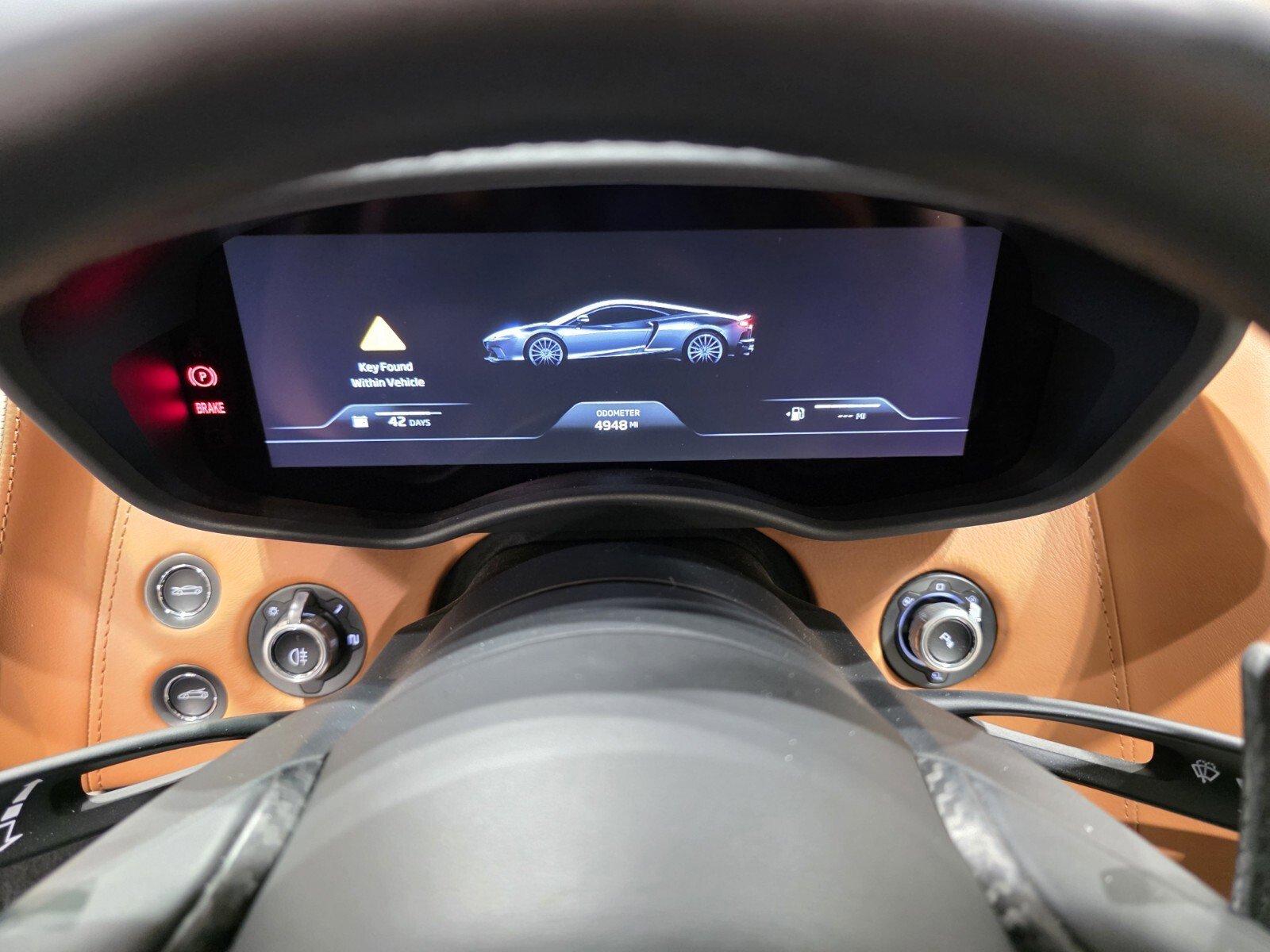 Used 2023 Aurora Blue McLaren  image 13