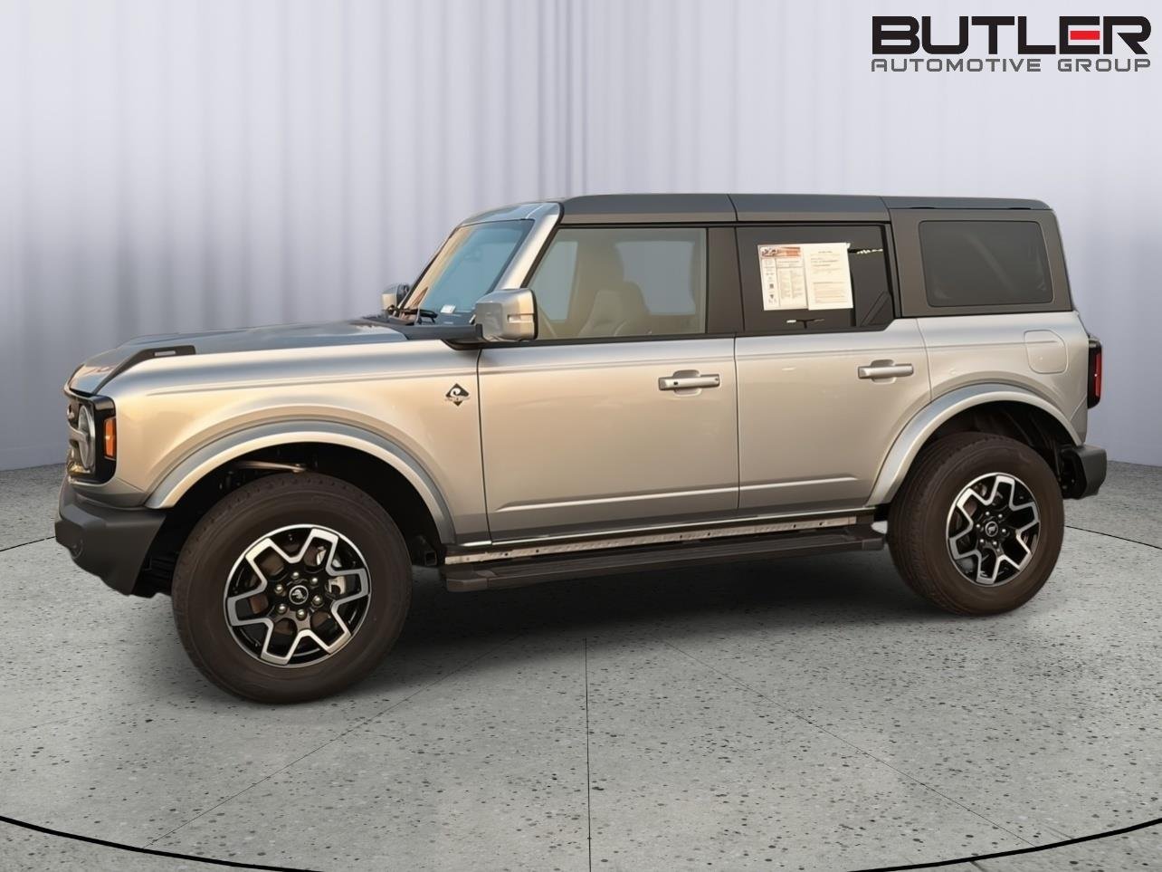 Used 2024 Iconic Silver Ford Outer Banks image 3