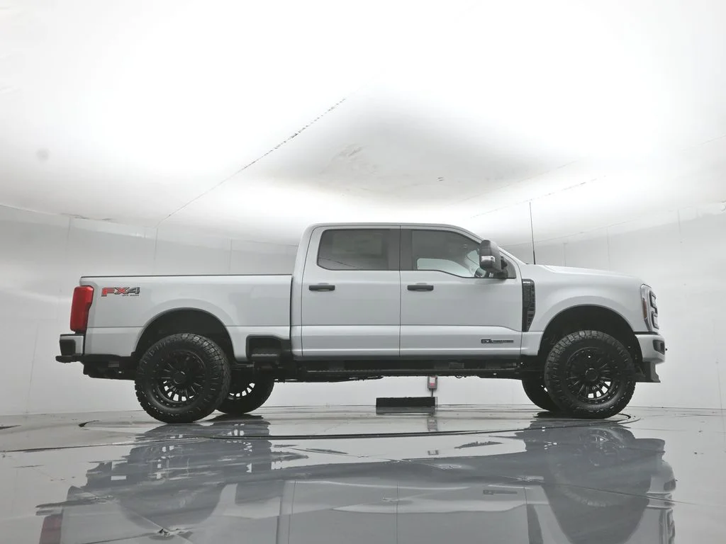 New 2026 Avalanche Ford XL image 46