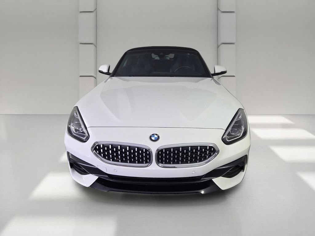 Certified Used 2020 Alpine White BMW sDrive30i image 3