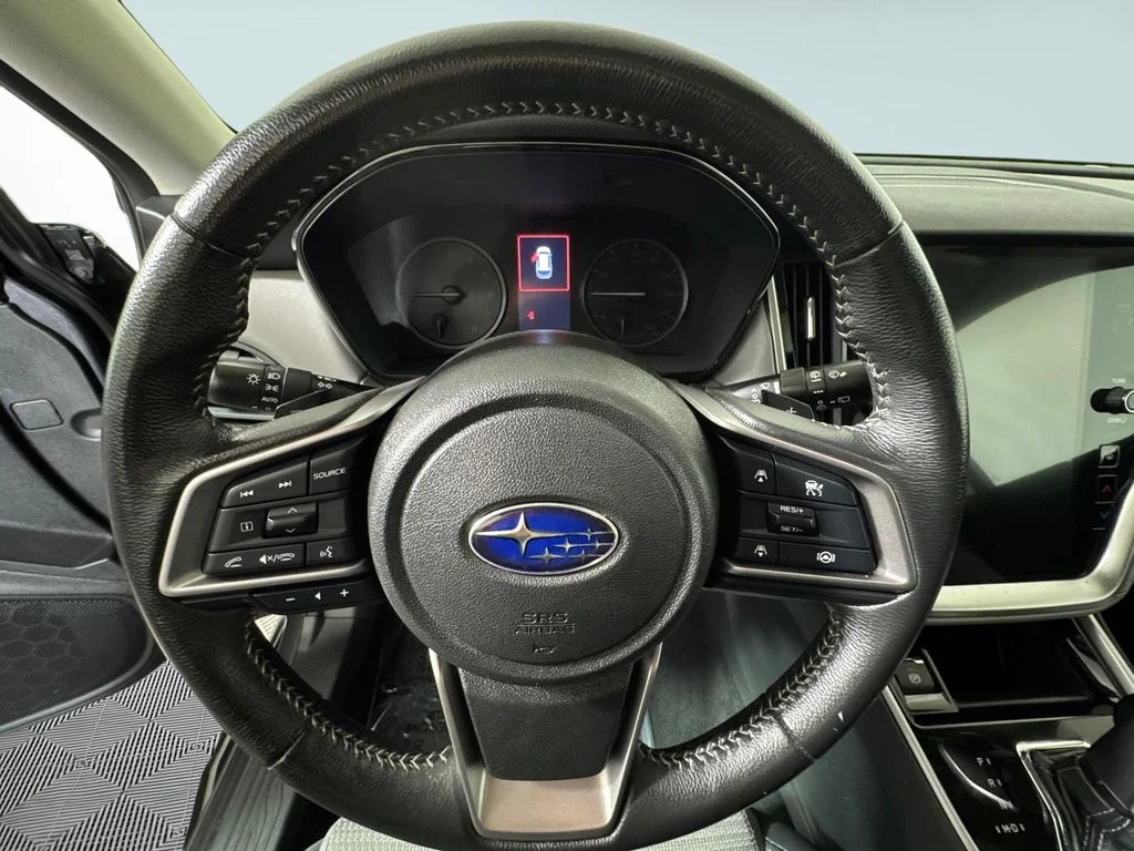 Used 2025 Gray Metallic Subaru Premium image 29