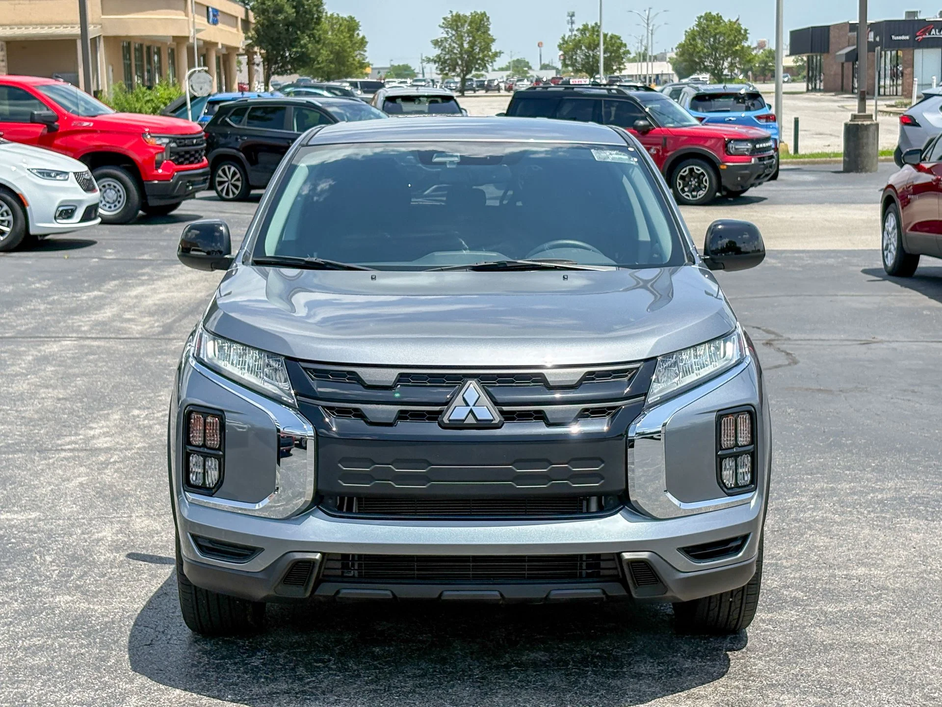 Used 2024 Gray Mitsubishi 2.0 ES image 2