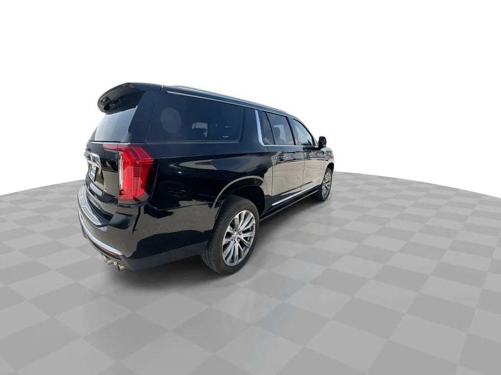 Used 2022 Onyx Black GMC Denali image 7