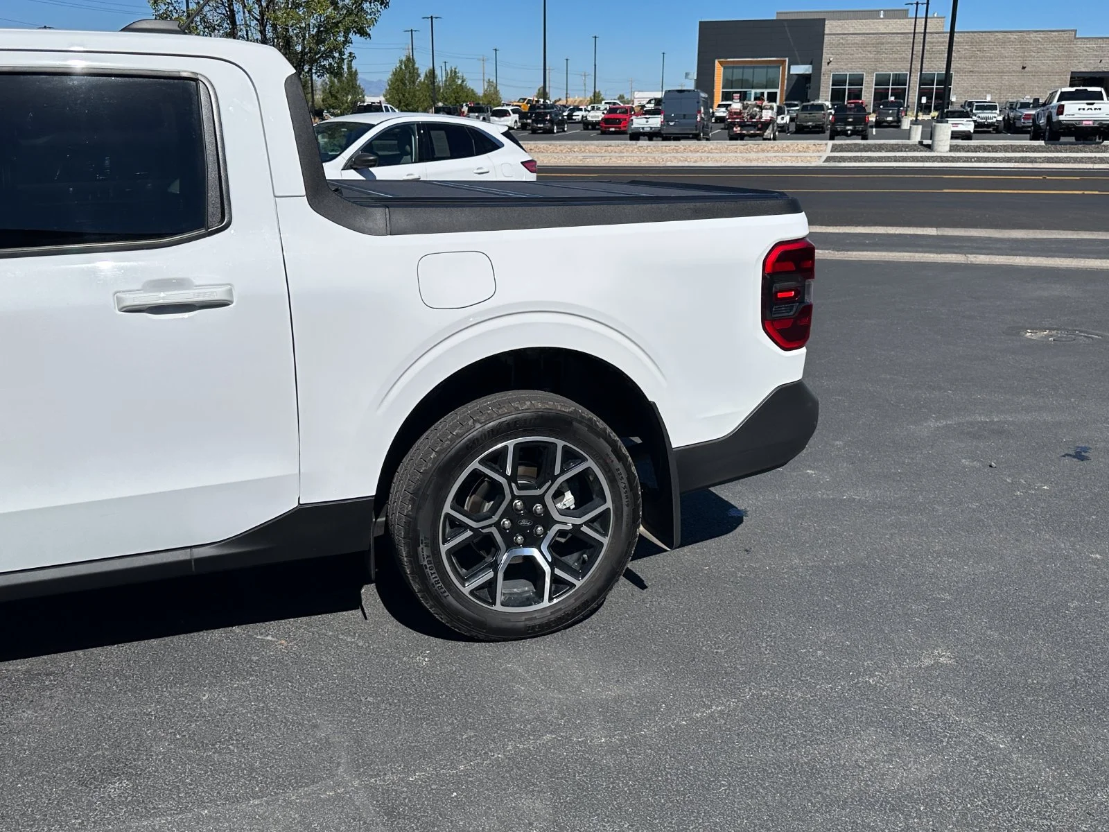 Used 2026 White Ford Lariat image 9