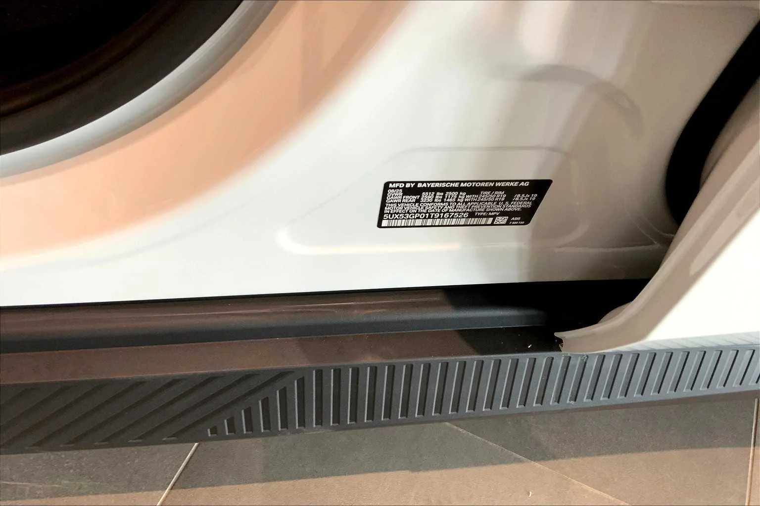New 2026 Mineral White Metallic BMW 30 xDrive image 19