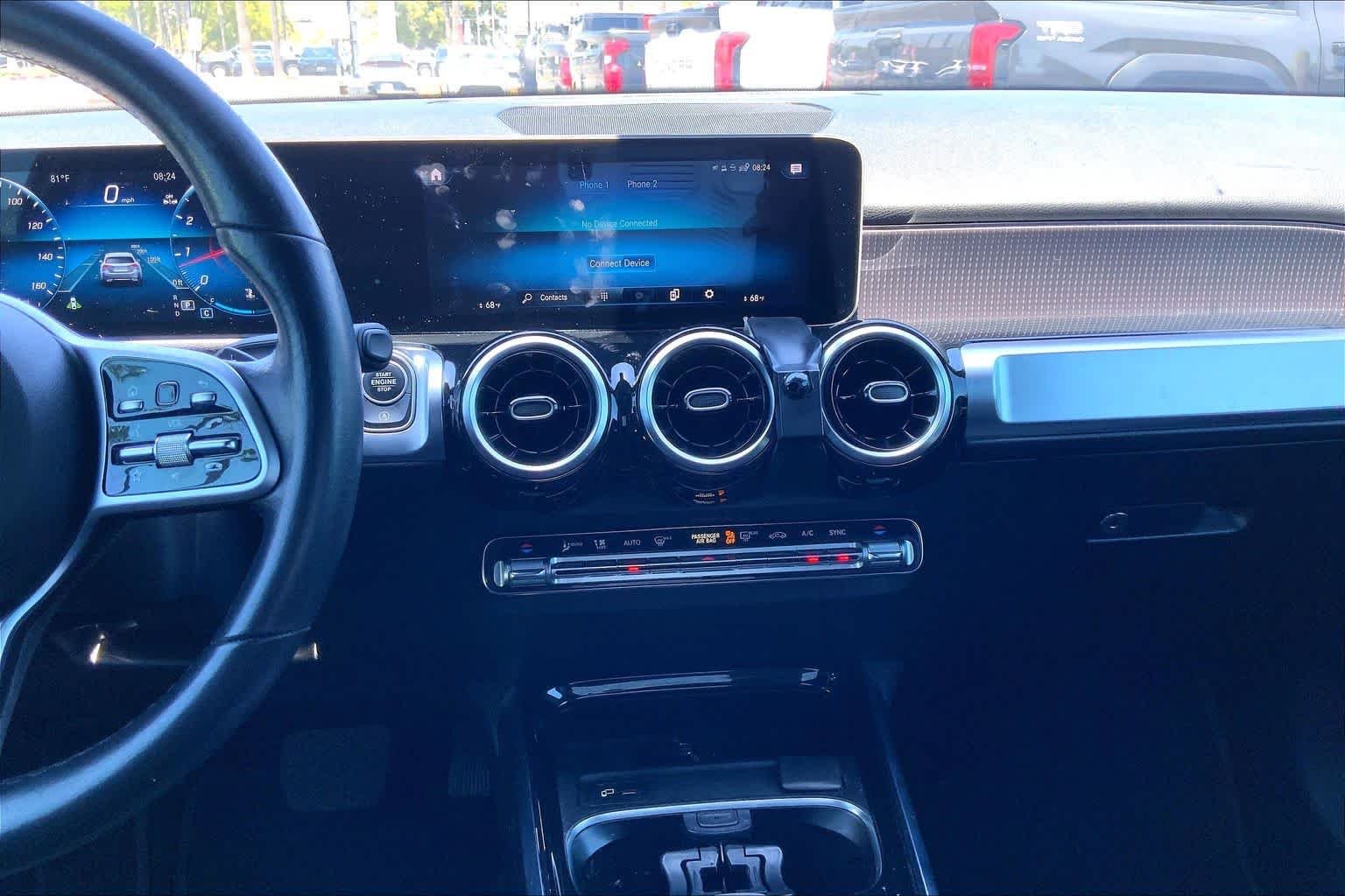 Used 2021 Night Black Mercedes-Benz GLB 250 image 32