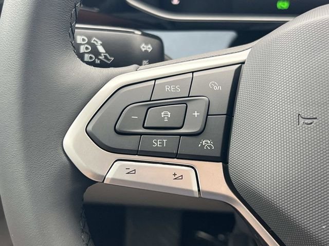 New 2026 White Volkswagen 1.5T SE image 9