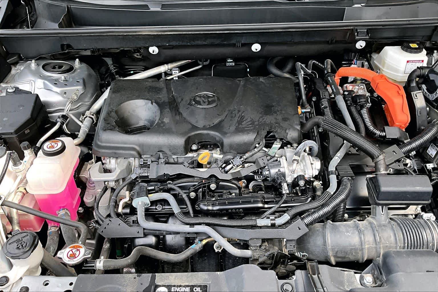 Certified Used 2025 Silver Sky Metallic Toyota Hybrid LE image 32