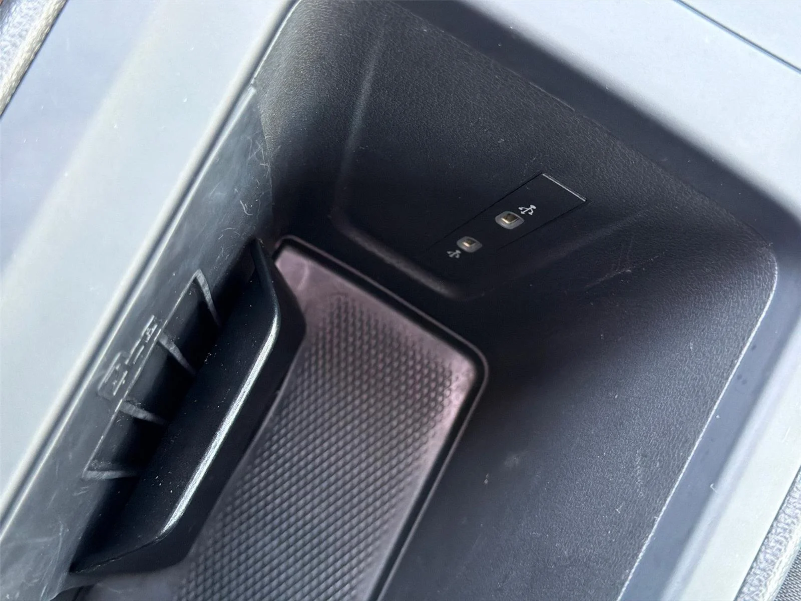 Used 2025 Deep Black Pearl Volkswagen S image 19