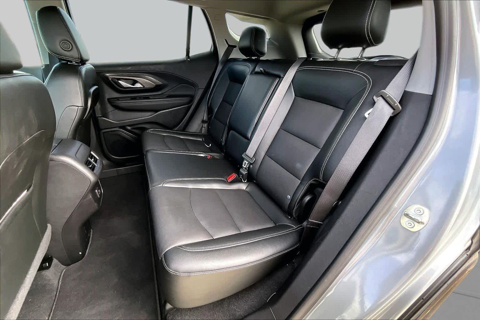 Used 2023 STERLING METALLIC GMC SLT image 20
