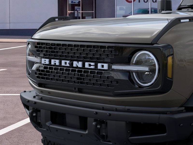 New 2026 Marsh Gray Ford Badlands image 20