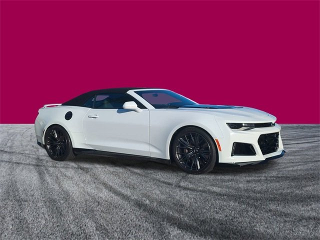 2018 Chevrolet Camaro ZL1 photo 2