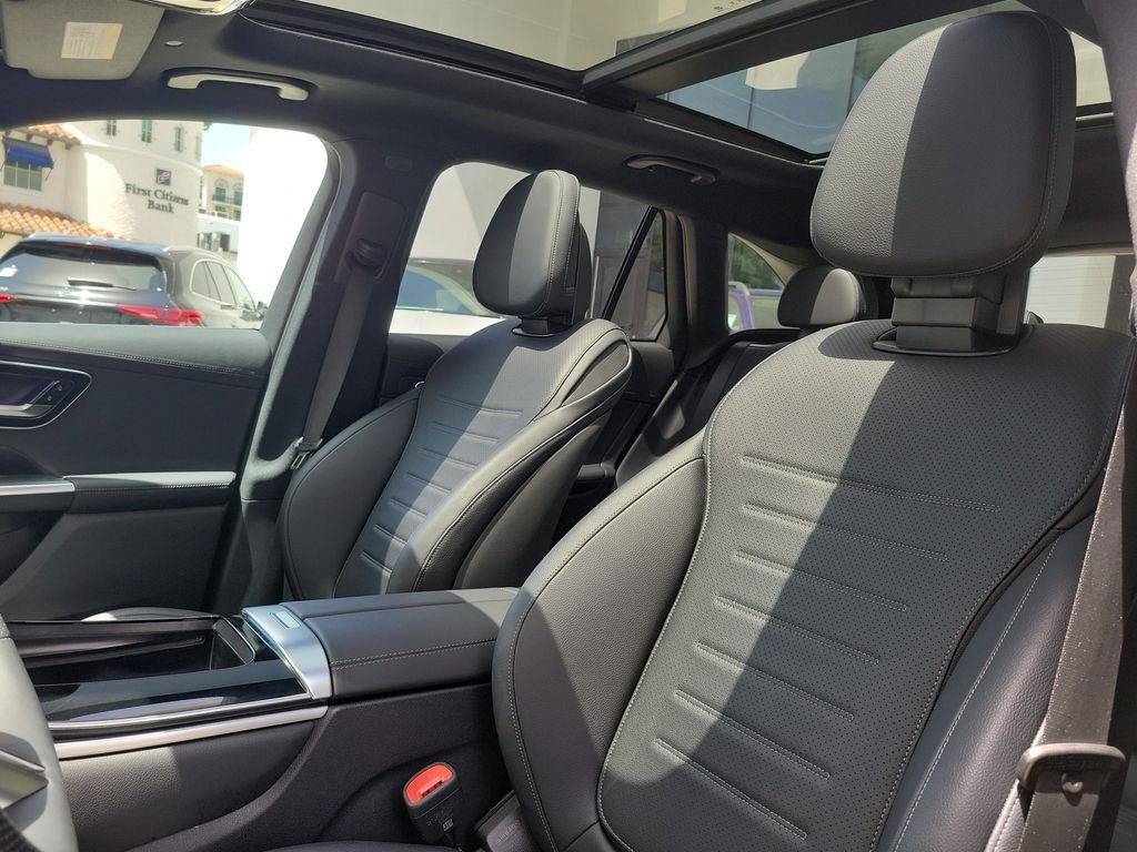 Certified Used 2026 Black Mercedes-Benz GLC 300 image 15