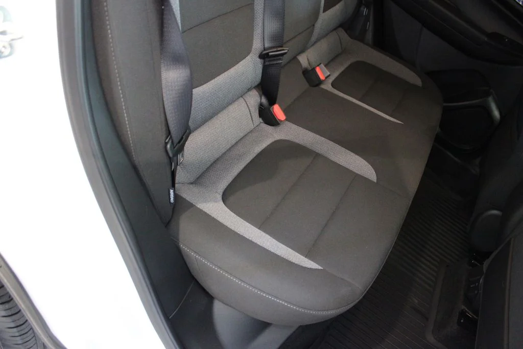 Used 2025 White Chevrolet LT image 24