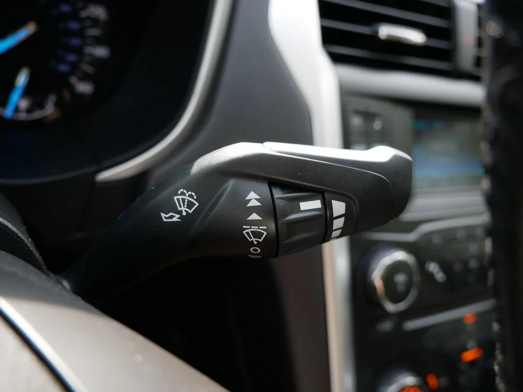 Used 2014 Silver Ford SE image 21