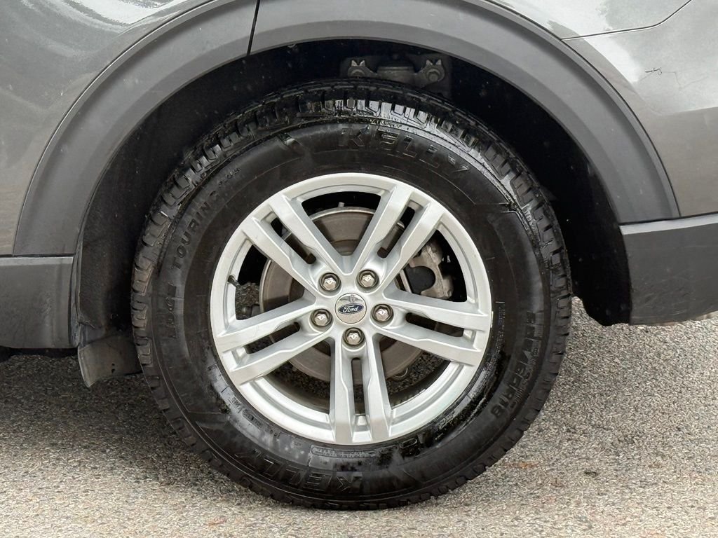 Used 2020 Gray Ford XLT image 7